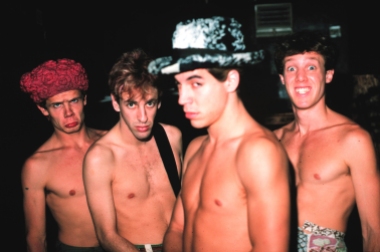 MINNEAPOLIS, MN - JANUARY: Rock band Red Hot Chili Peppers (L-R) Flea, Hillel Slovak, Anthony Kiedis, Jack Irons pose for a portrait backstage at First Ave Nightclub in Minneapolis, Minnesota after their show in January 1987. (Photo by: Jim Steinfeldt/Michael Ochs Archives/GettyImages)